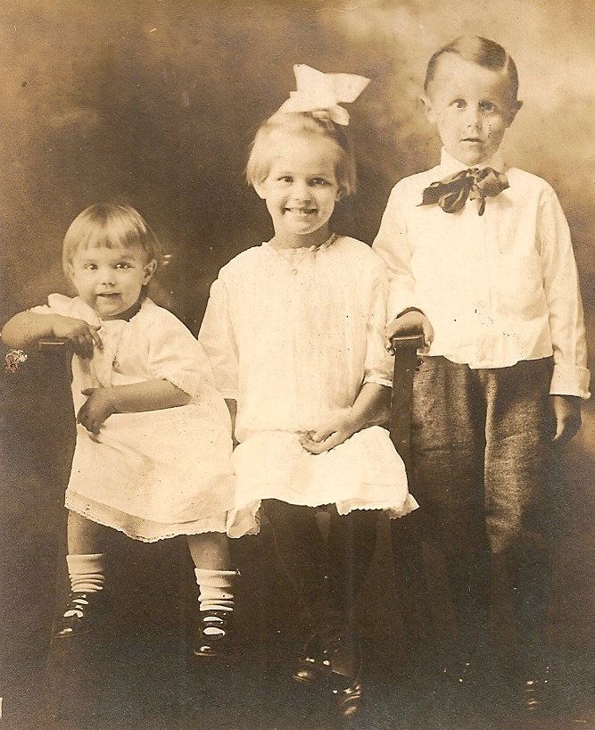 John David Hurt, with his sisters Diantha and Ruby